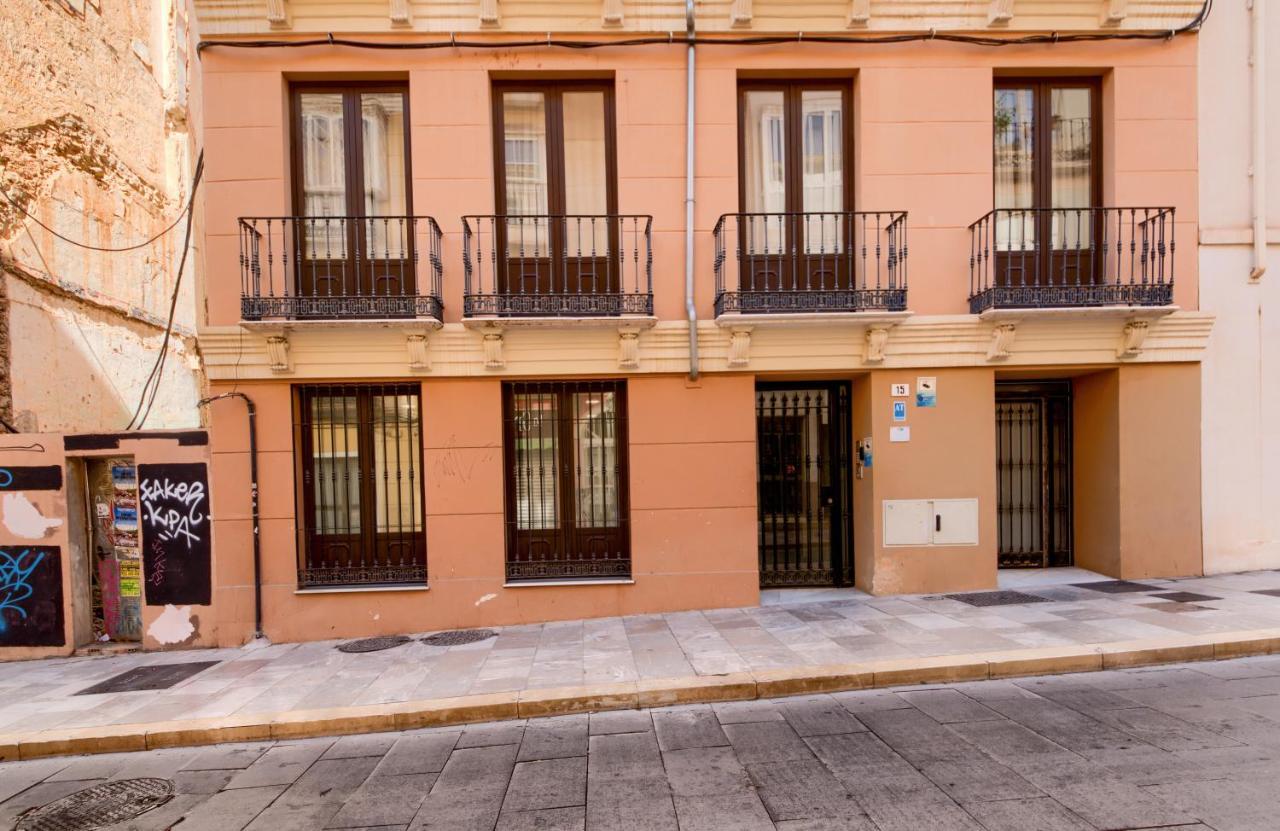 Holidays2Malaga Suites Екстериор снимка